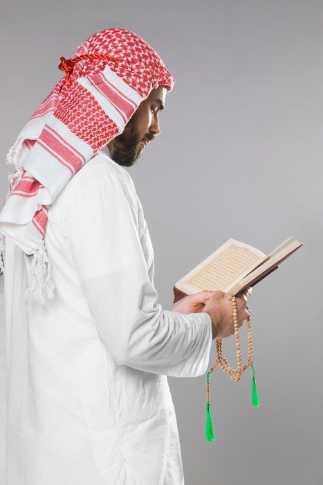 حفظ القرآن الكريم أونلاين في أكاديمية لقمان